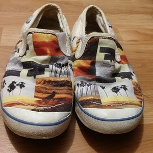 Super cute Simple brand shoes.